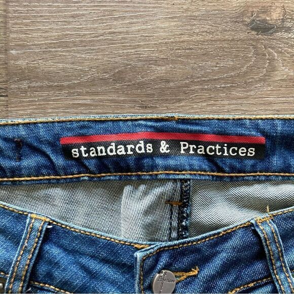 Standards & Practices Distressed Jean Shortsâ14 EUC - Picture 2 of 8